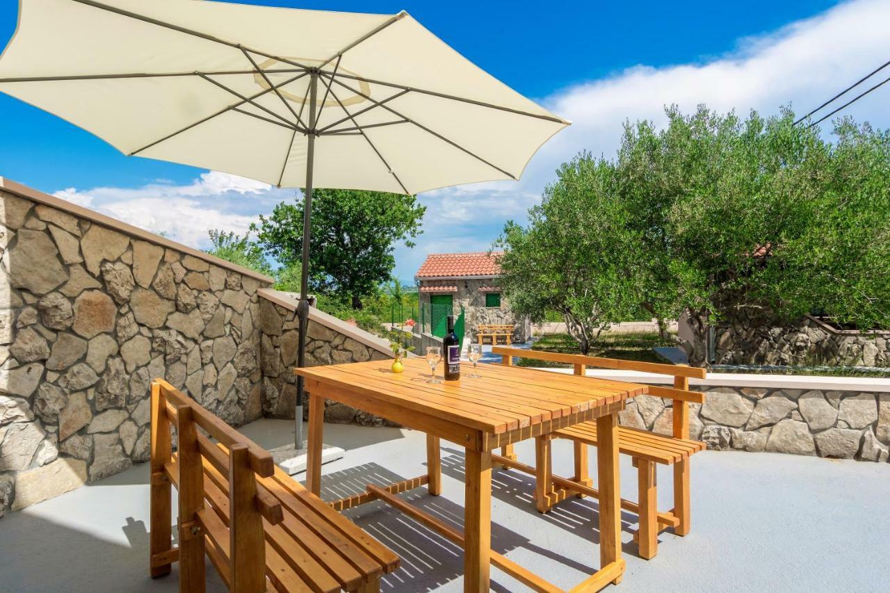 Vacation House Maslina Rupalj Kültér fotó