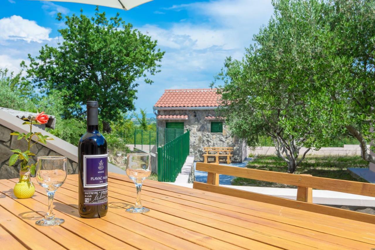 Vacation House Maslina Rupalj Kültér fotó