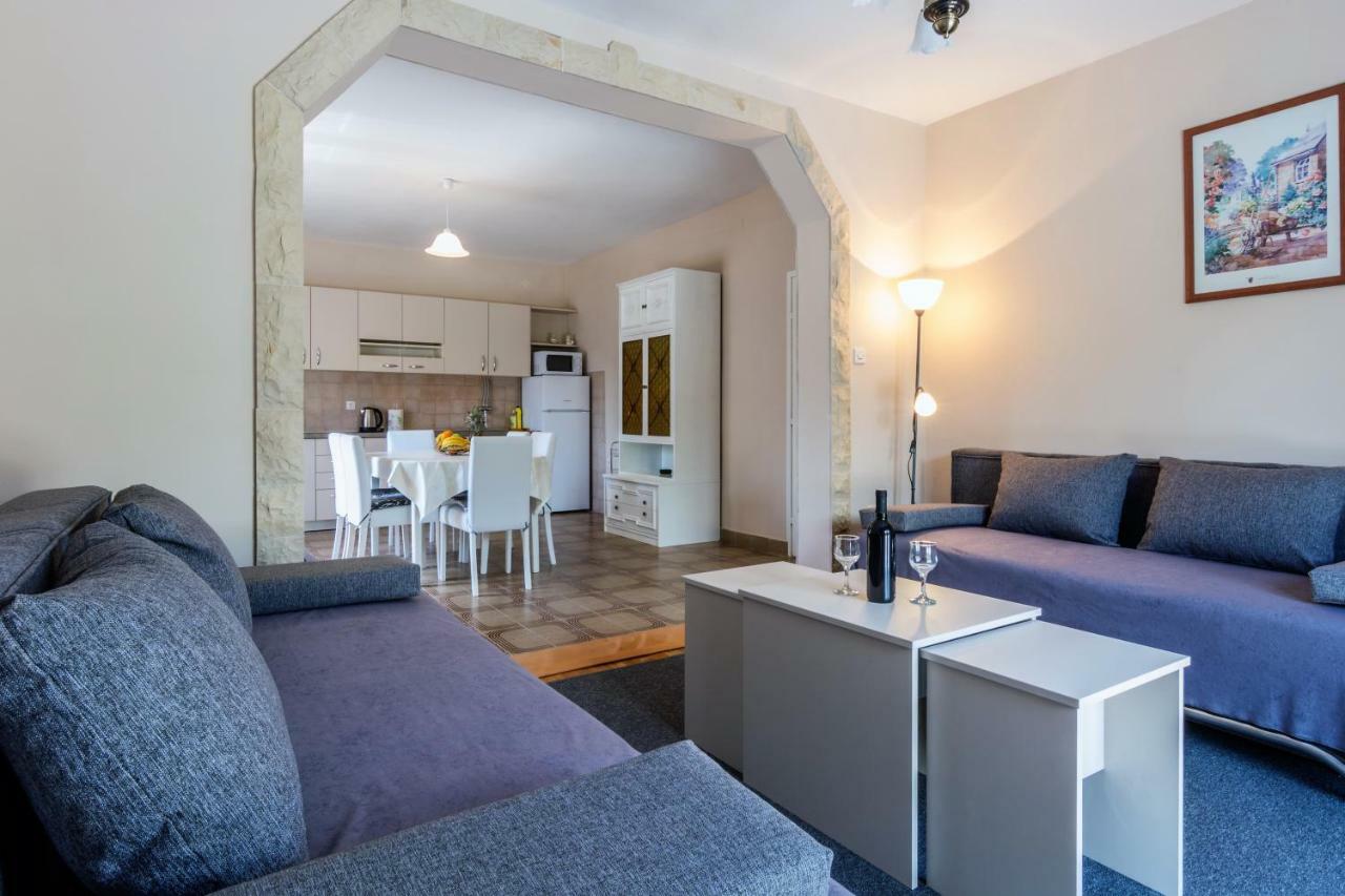 Vacation House Maslina Rupalj Kültér fotó